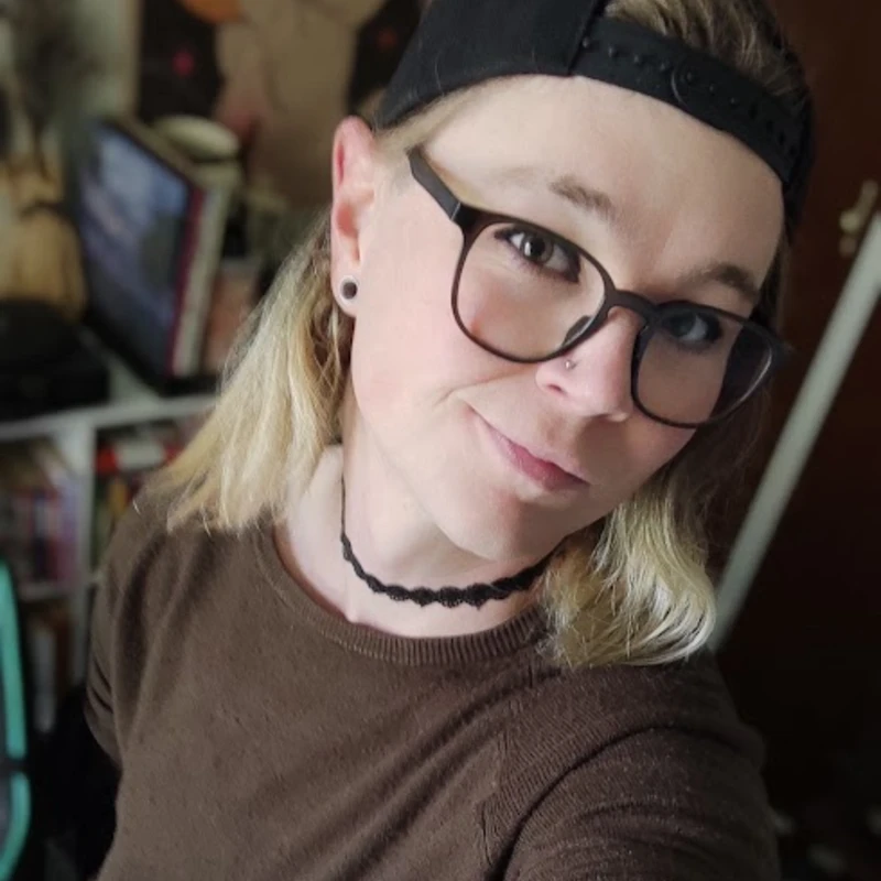 A photo of Jess (Foxie)